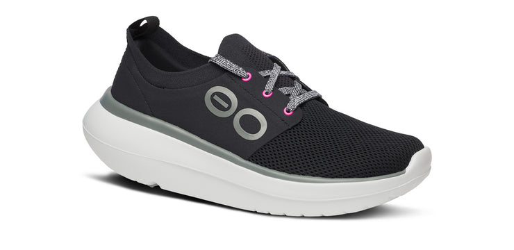 Women's OOmy Stride Shoe - White/Black